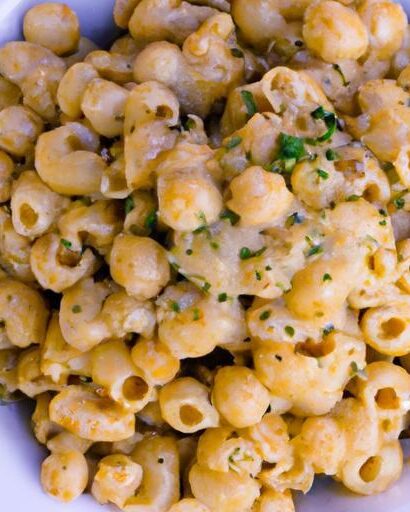 Creamy Vegan Mac & Cheese with Protein-Packed Chickpea Pasta
