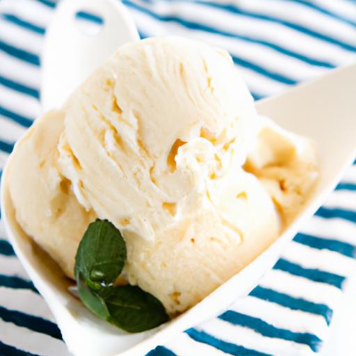 Creamy Keto Vanilla Ice Cream: Guilt-free Sweet Bliss