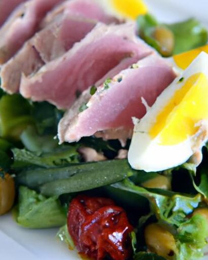 Tuna Niçoise Unveiled: A Classic Salad with Mediterranean Flair