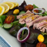Tuna Niçoise: A Classic Salad Bursting with Mediterranean Flavor