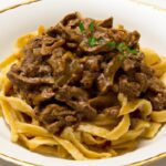 Whip Up Easy Ground Beef Stroganoff: Comfort in Minutes