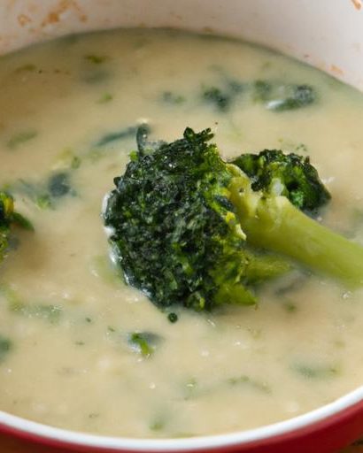 The Ultimate Guide to Savory Broccoli Cheddar Soup Magic